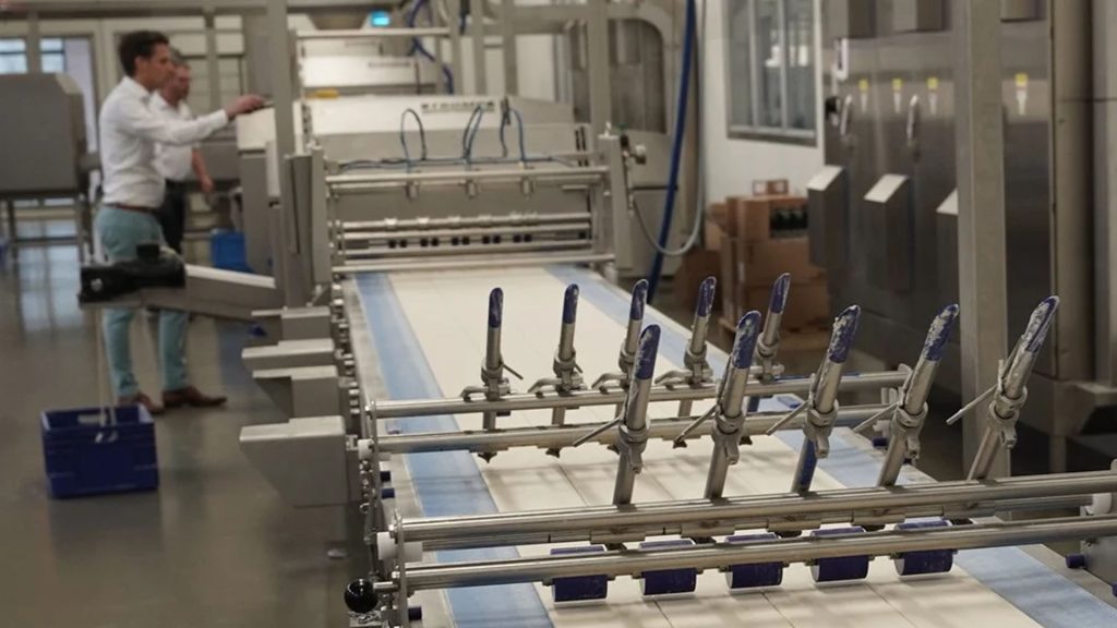 Analyzing factory processes on-site