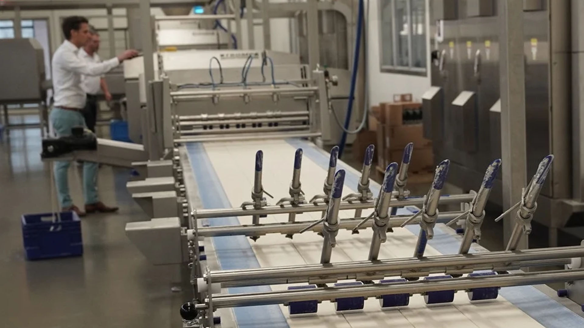 Analyzing factory processes on-site